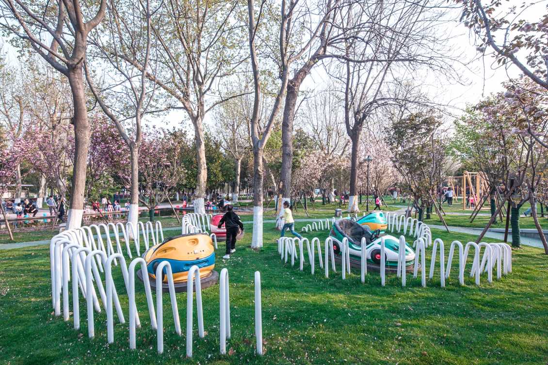 山西非标定制滑梯：不锈钢滑梯的工艺及基础知识